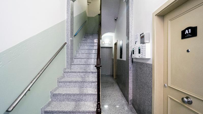 Barcelona Sants Station Apartments Exterior photo